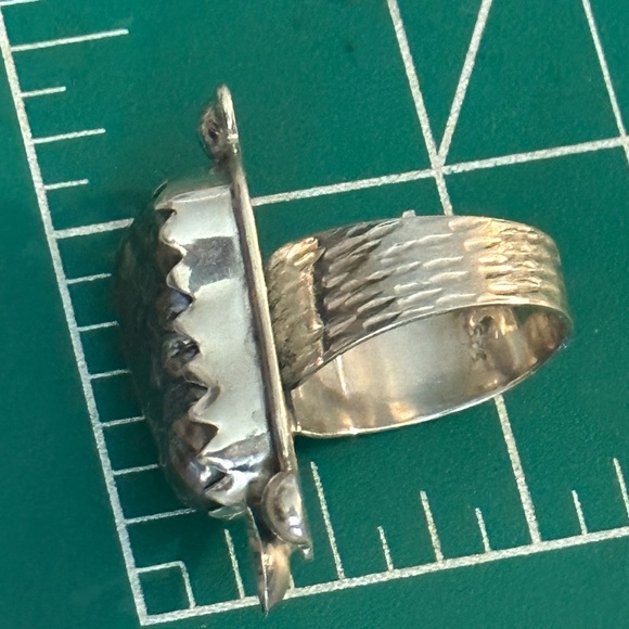 Iridescent Biwa pearl sterling silver southwestern ring - Picture 6 of 7